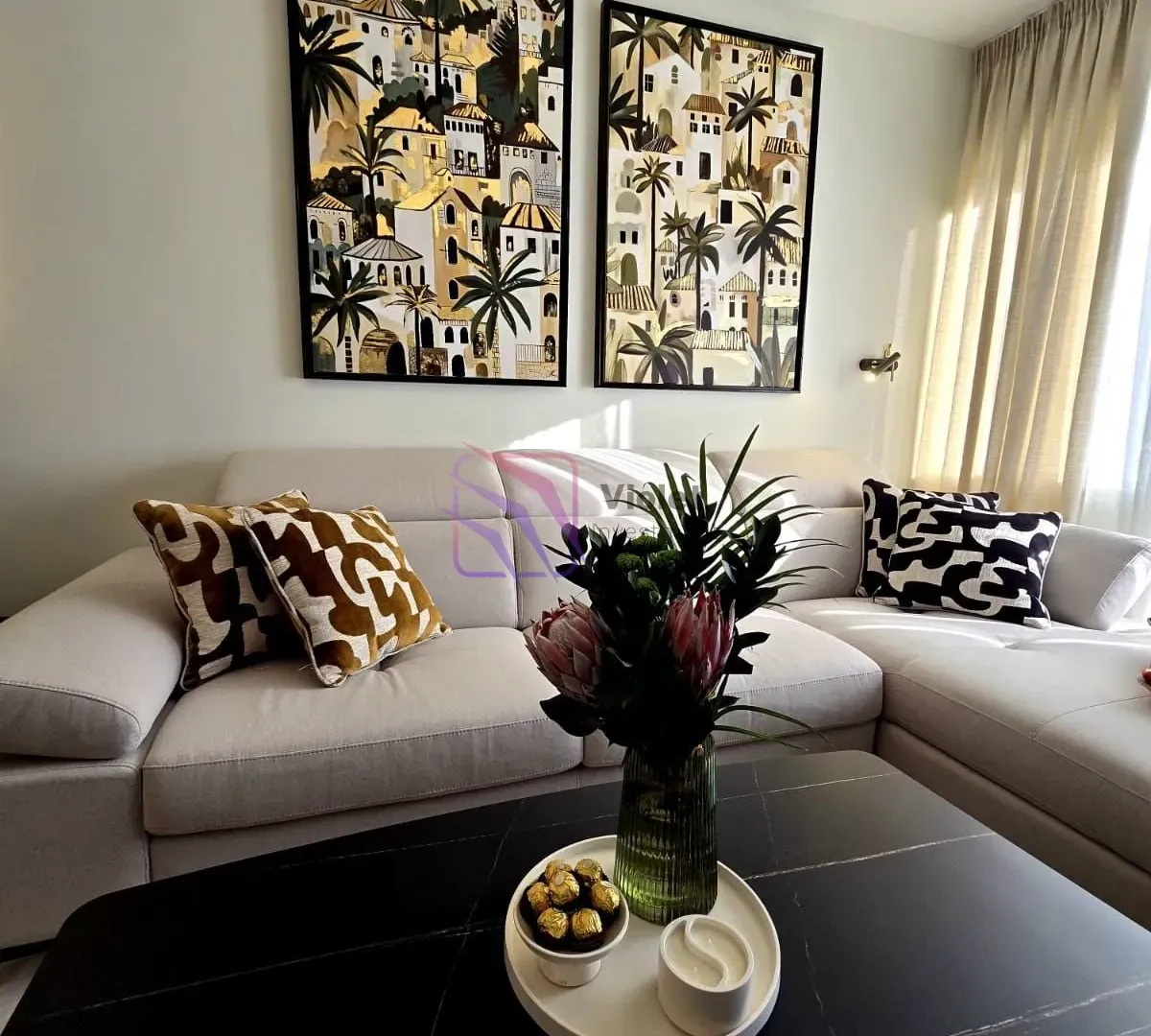 Prodaja, dvosoban stan, 72m², Centar, Tivat
