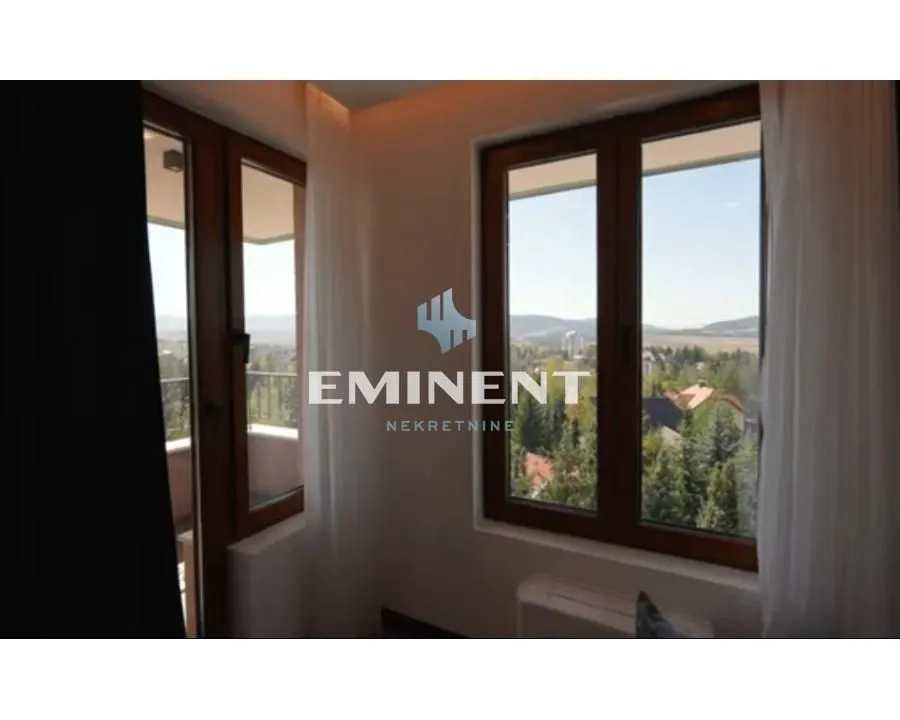 Prodaja, trosoban stan, 60m², Centar, Zlatibor