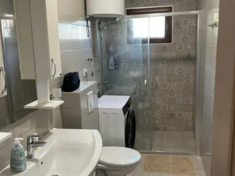 Sale, three bedroom apartment, 107m², Mažina, Tivat - image 11