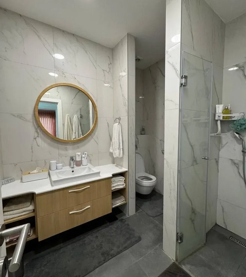 Prodaja, dvosoban stan, 96m², Soho City, Bar