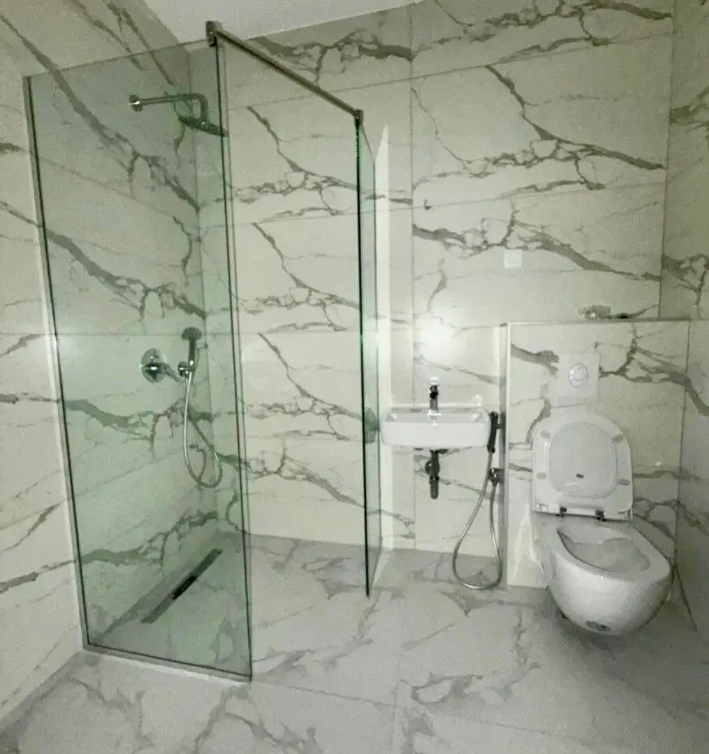 Prodaja, trosoban stan, 83m², Stari Aerodrom, Podgorica