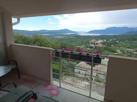 Prodaja, stan, 101m², Kotor, Crna Gora