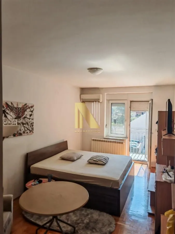 Rent, one bedroom apartment, 30m², Centar, Novi Sad
