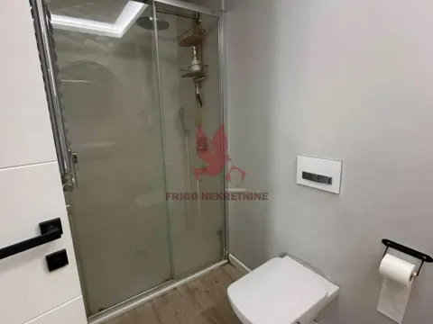 Prodaja, četvorosoban stan, 78m², Mladenovac, Beograd - image 12