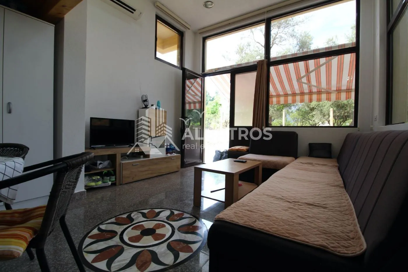 Rent, apartment, 35m², Bar, Crna Gora