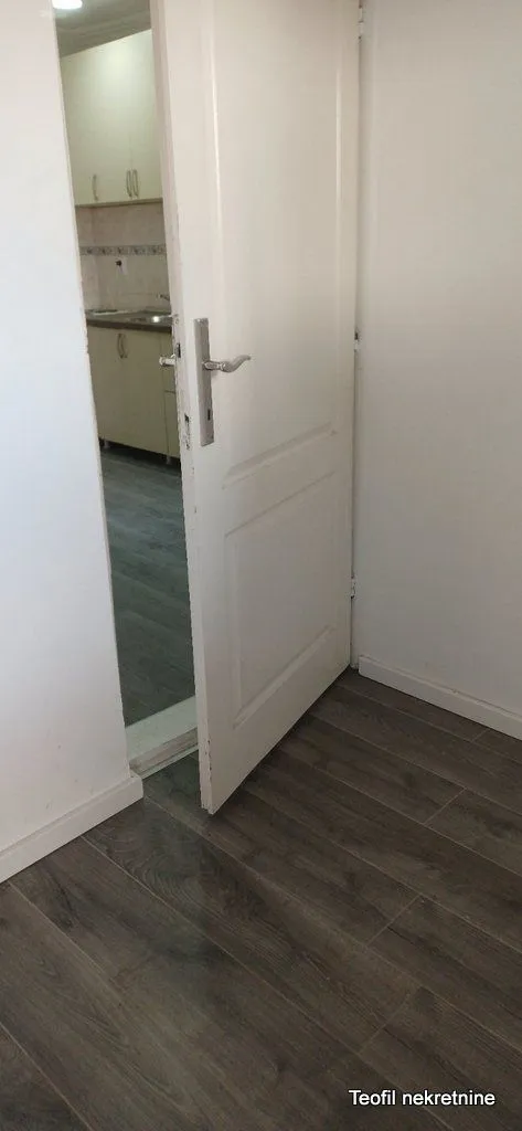 Rent, one bedroom apartment, 40m², Vračar Hram, Vračar Sve Podlokacije