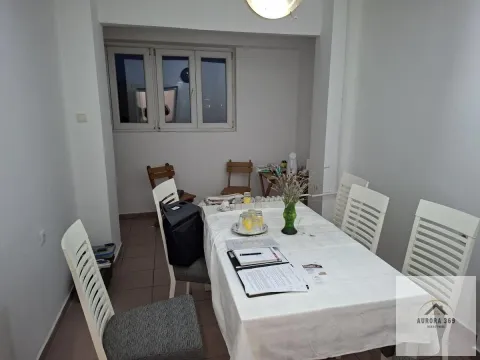 Prodaja, dvosoban stan, 61m², Centar, Novi Sad - image 4