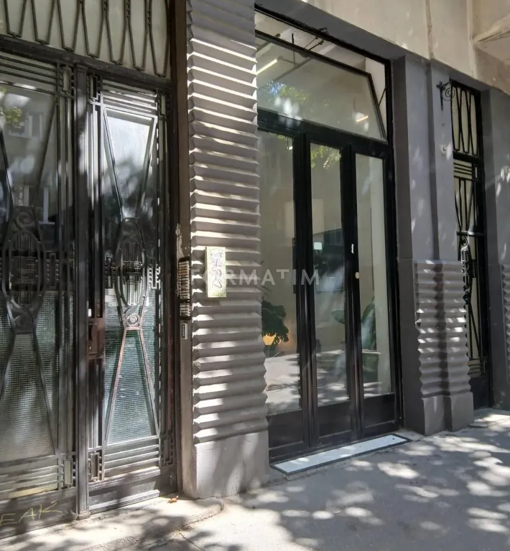 Sale, office space, 107m², Stari Grad, Beograd