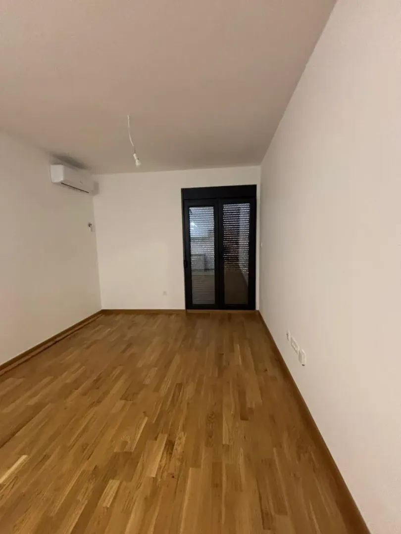 Rent, one bedroom apartment, 40m², Tološi, Podgorica