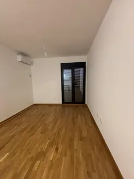 Rent, one bedroom apartment, 40m², Tološi, Podgorica - image 4