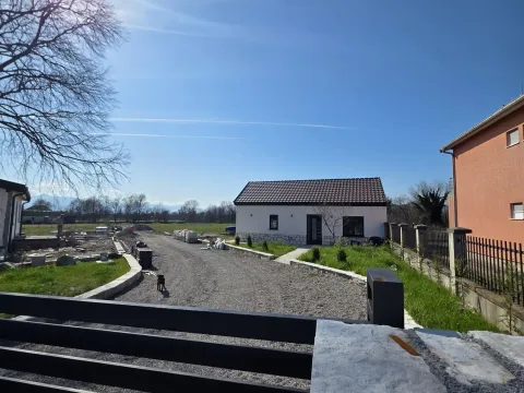 Prodaja, kuća, 79m², Zeta, Podgorica - image 14