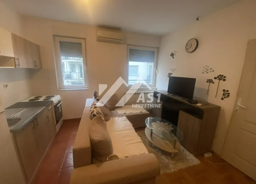 Rent, one bedroom apartment, 30m², Bulevar Evrope, Novi Sad Sve Podlokacije