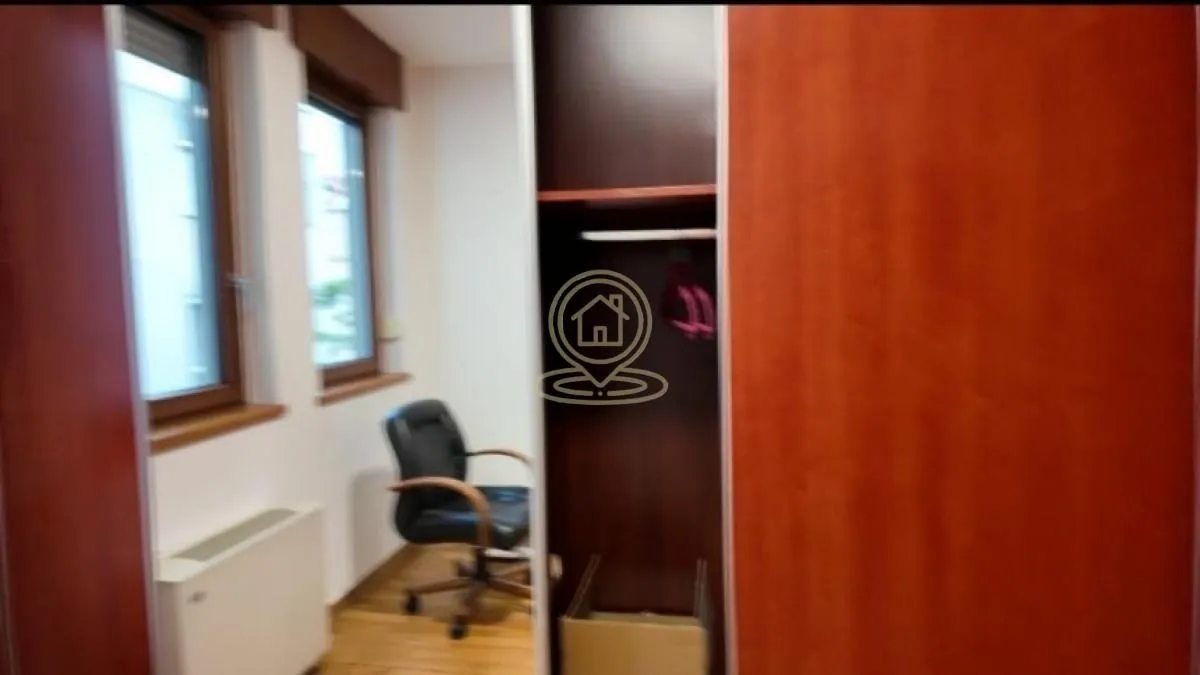 Rent, four bedroom apartment, 115m², Kalenić Pijaca, Vračar Sve Podlokacije