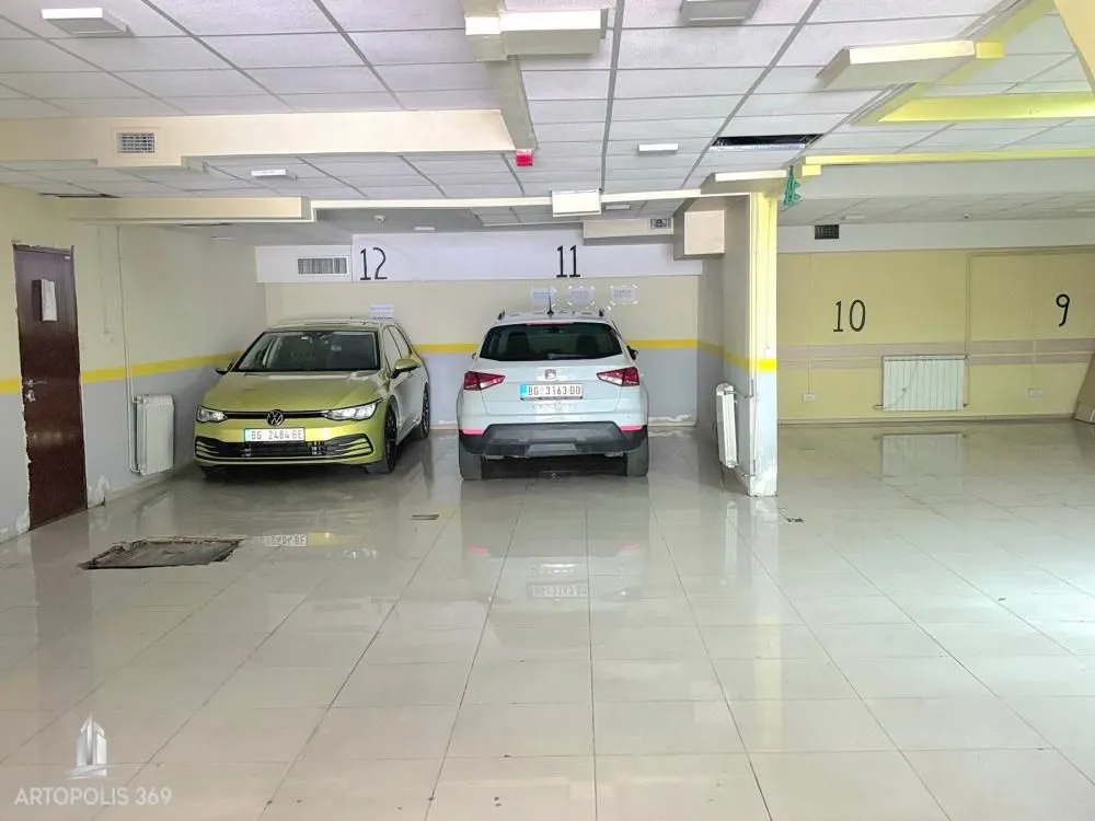 Prodaja, četvorosoban stan, 114m², Voždovac Sve Podlokacije, Beograd