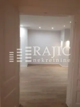 Rent, office space, 80m², Stari Grad, Beograd - image 18