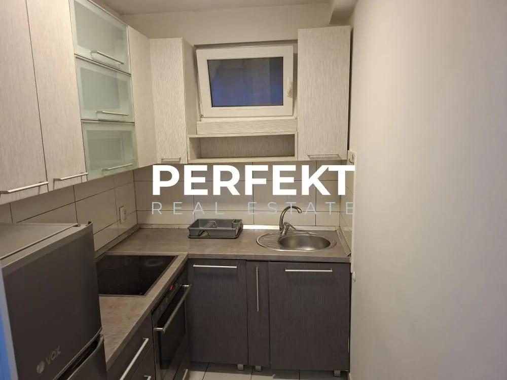 Izdavanje, jednosoban stan, 44m², Kotež 1, Pančevo