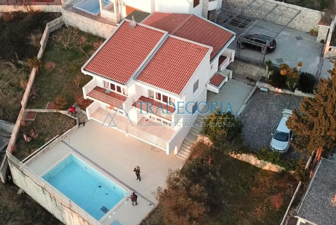 Prodaja, kuća, 230m², Bar, Crna Gora