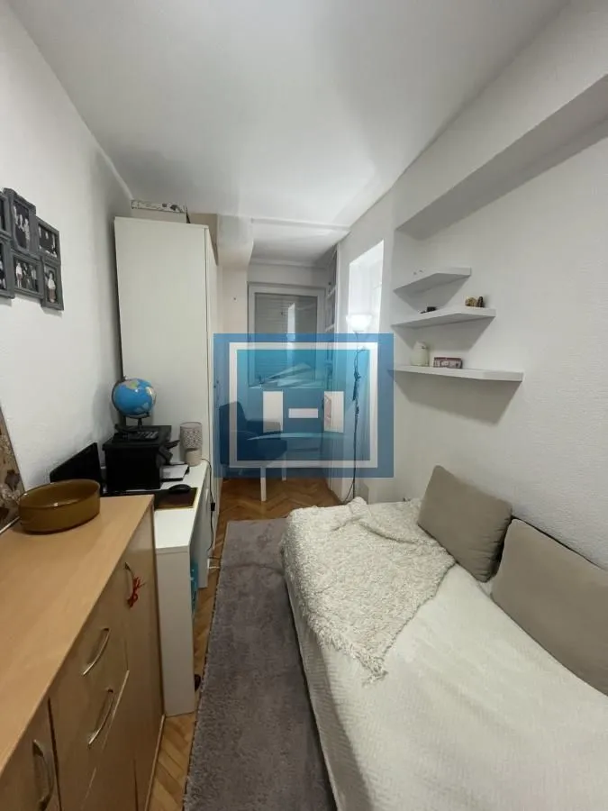Prodaja, trosoban stan, 66m², Centar, Jagodina