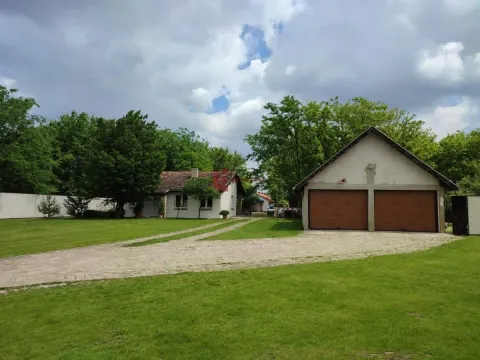 Prodaja, kuća, 228m², Kelebija, Subotica - image 7