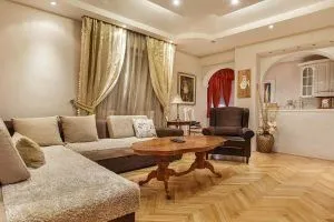 Izdavanje, dvosoban stan, 74m², Ljubović, Podgorica