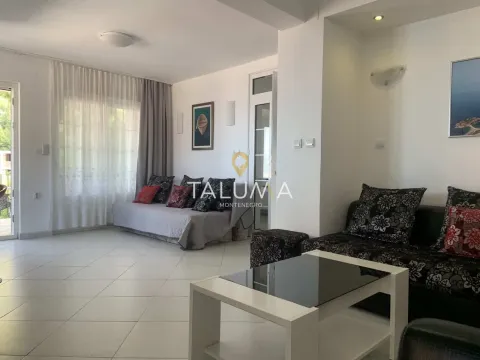 Sale, two bedroom apartment, 135m², Sveti Stefan, Budva - image 13