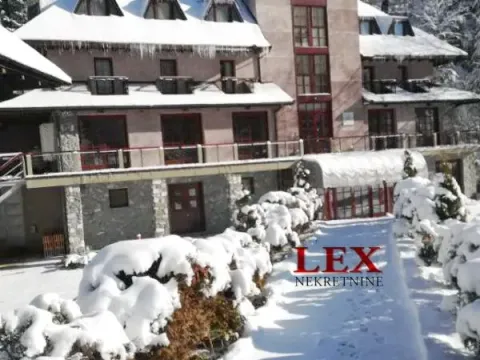 Sale, office space, 1100m², Raška, Srbija