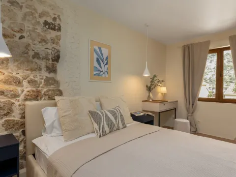 Prodaja, kuća, 170m², Škaljari, Kotor - image 8