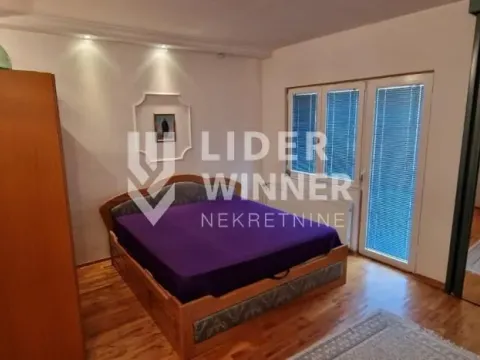 Izdavanje, kuća, 190m², Čukarica, Beograd - image 9