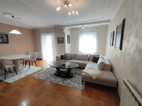 Izdavanje, stan, 94m², Vezirov Most, Podgorica - image 5