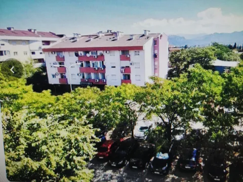 Rent, studio apartment, 25m², Krivi Most, Podgorica - image 1
