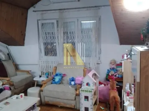 Izdavanje, dvosoban stan, 58m², Novo naselje, Novi Sad