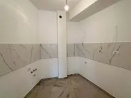 Prodaja, jednosoban stan, 57m², City Kej, Podgorica - image 9