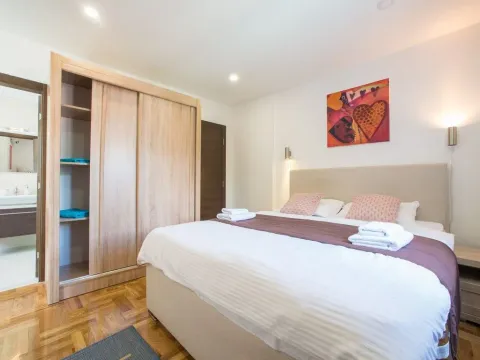 Sale, house, 240m², Stoliv, Kotor - image 13