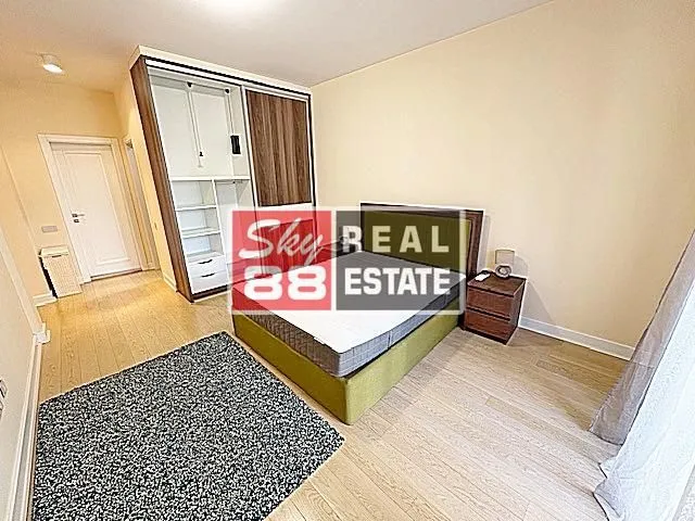 Rent, four bedroom apartment, 188m², Vračar Hram, Vračar Sve Podlokacije