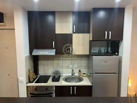 Izdavanje, trosoban stan, 52m², Mirijevo Sve Podlokacije, Beograd - image 8