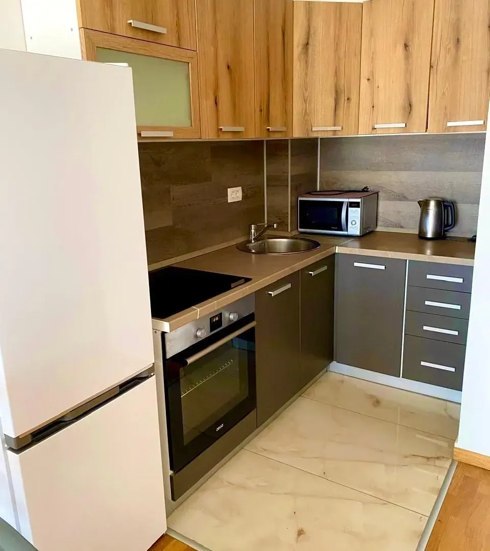 Prodaja, jednosoban stan, 46m², Centar, Bar