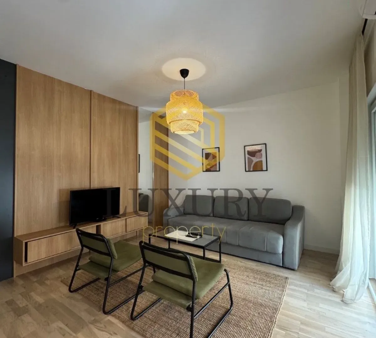 Izdavanje, jednosoban stan, 45m², Centar, Podgorica