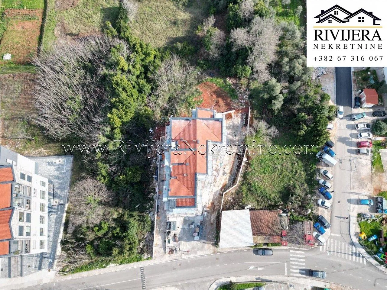 Prodaja, dvosoban stan, 65m², Radovići, Tivat