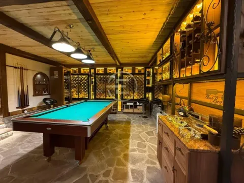 Prodaja, kuća, 318m², Sremska Kamenica, Petrovaradin - image 46