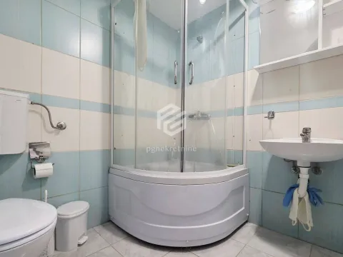 Rent, one bedroom apartment, 45m², Momišići, Podgorica - image 10