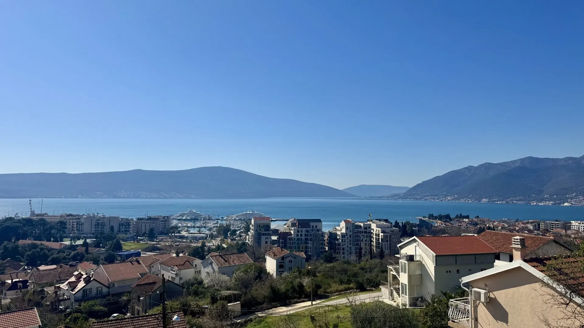 Prodaja, kuća, 315m², Centar, Tivat