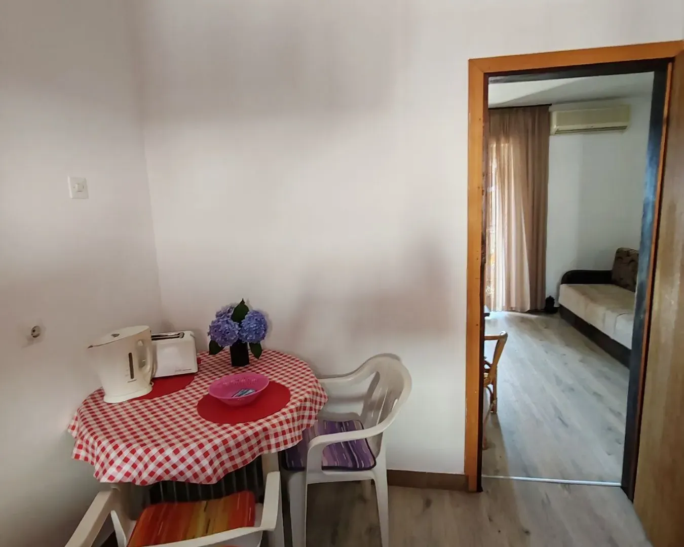 Prodaja, dvosoban stan, 40m², Stoliv, Kotor