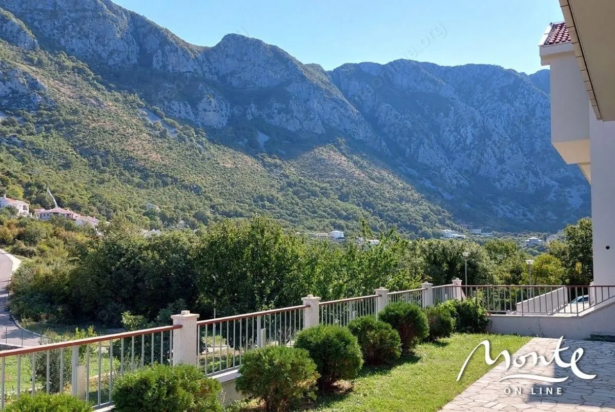 Sale, house, 159m², Sveti Stefan, Budva
