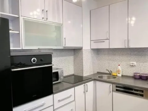 Prodaja, jednosoban stan, 51m², City Kvart, Podgorica - image 4