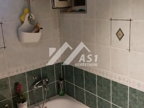 Izdavanje, trosoban stan, 75m², Novi Sad Sve Podlokacije, Novi Sad - image 8