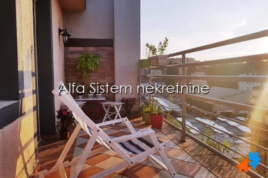 Izdavanje, trosoban stan, 69m², Stari Grad, Beograd