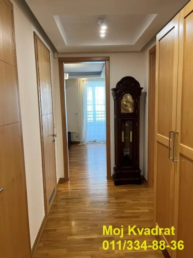 Prodaja, trosoban stan, 106m², Novi Beograd Blok 67, Novi Beograd Sve Podlokacije