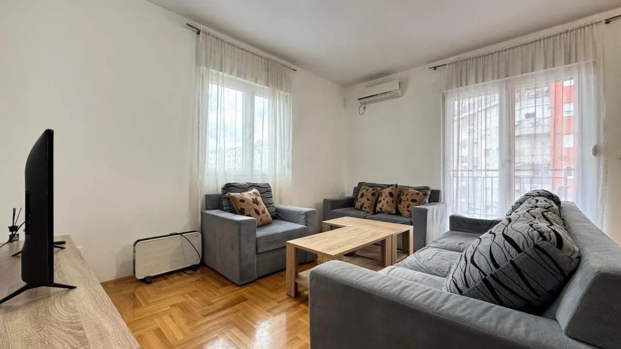 Rent, three bedroom apartment, 86m², Stari Aerodrom, Podgorica