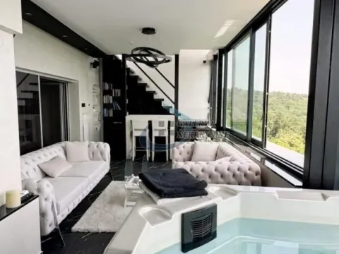 Prodaja, četvorosoban stan, 270m², Skojevsko Naselje, Beograd - image 10