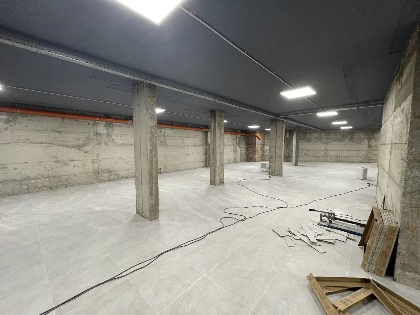Rent, office space, 320m², Telep, Novi Sad Sve Podlokacije